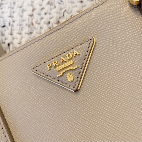 Prada Small Galleria Luxe Grey Brown - Picture 2 of 5